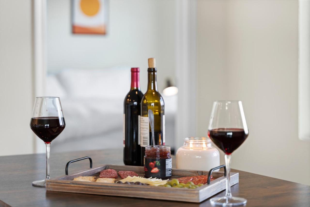리노 Luxury Retreat - King Beds, Hot Tub, & Pool - Family & Remote Work Friendly 아파트 외부 사진