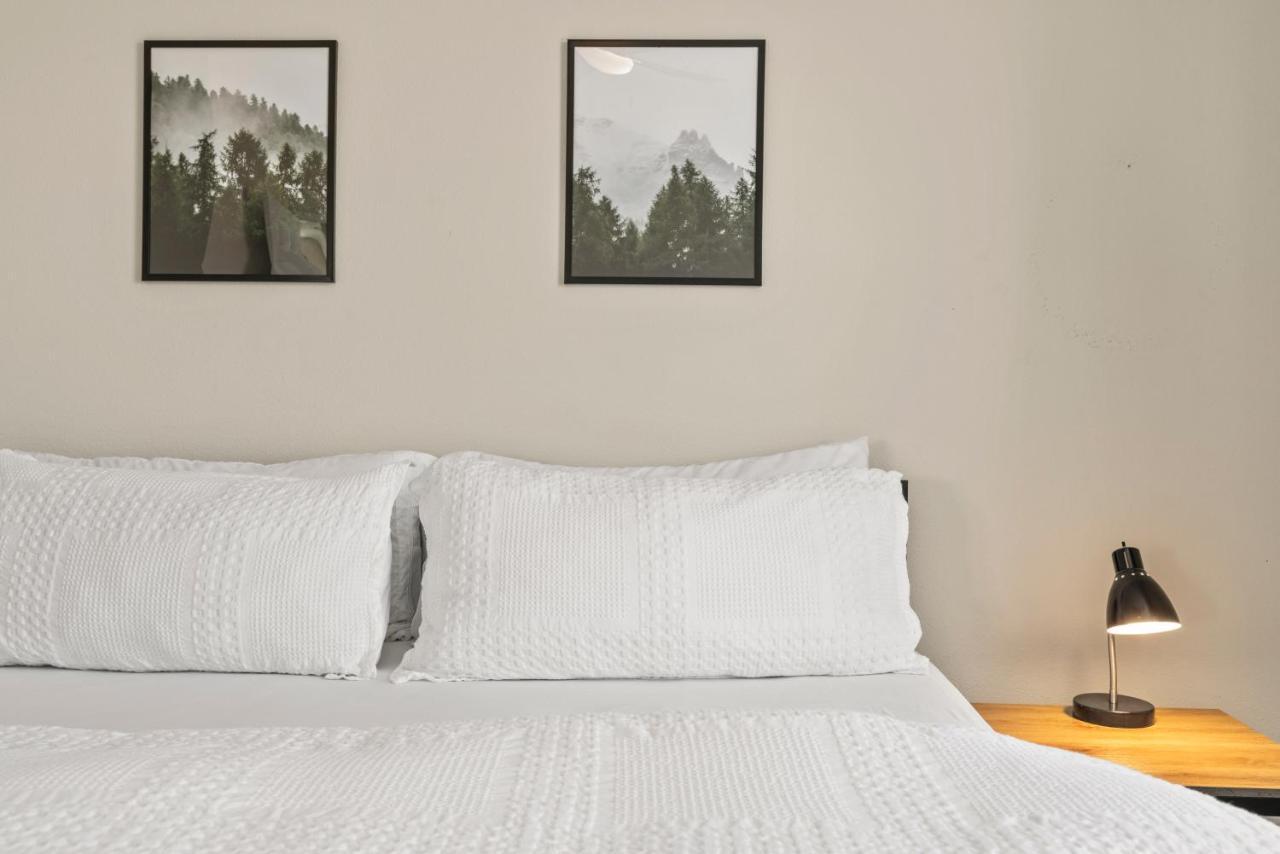 리노 Luxury Retreat - King Beds, Hot Tub, & Pool - Family & Remote Work Friendly 아파트 외부 사진